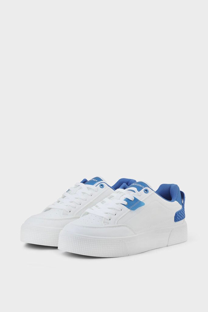 Snekaers